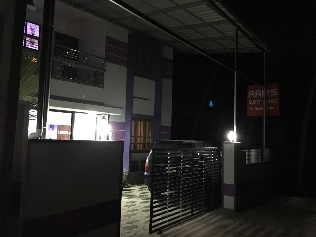Rams Guest House Near Lulu Mall Thiruvananthapuram Exterior photo